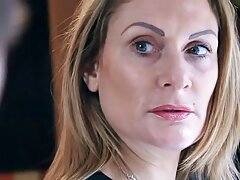 Sarah Vickers adore sucer, lécher et baiser video lesbienne xxl le trou du cul de Vince