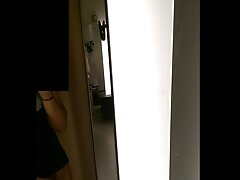 Lucy Ohara jouit sexe tukife fort avec son gode