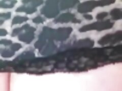 La petite xxx avec sa mere teen Kensie se fait défoncer