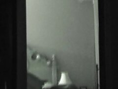 Anna video porno gratuite gay Violete taquine dans sa lingerie soyeuse